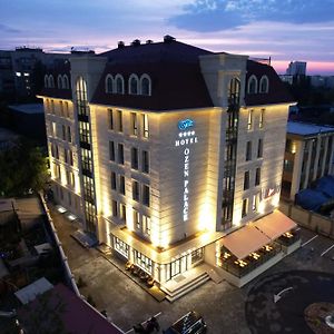 Ozen Palace Hotel